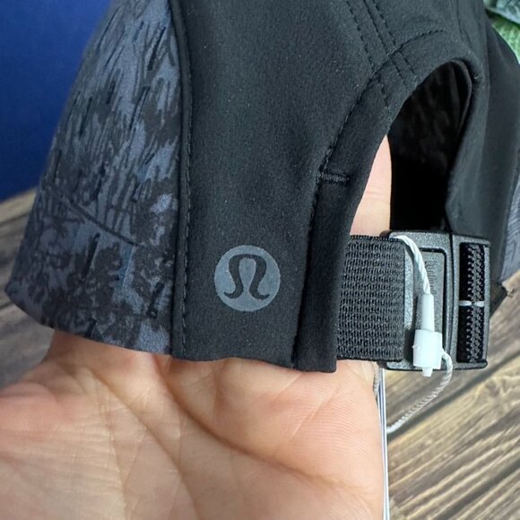 Lululemon Women's Multi Panel Run Hat NWT Size L/XL (Black) "For All Runners." - Picture 6 of 12